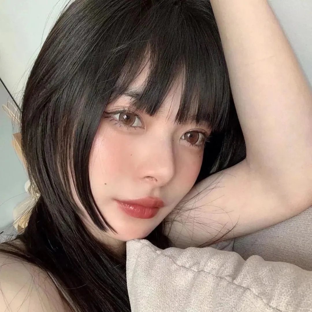 巴黎艳妹